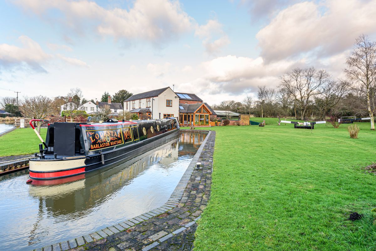 The History of Barlaston Boatyard