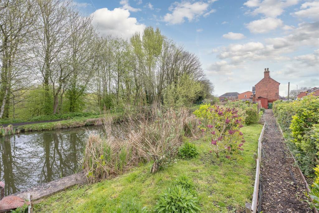 Bumble Hole Cottage, St Peters Road, Dudley, DY2 9HN