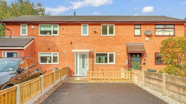 £230,000