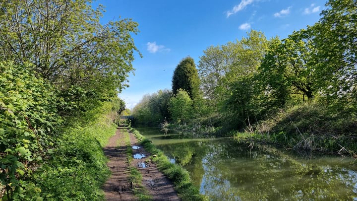 Canalside Homes £375k to £425k, 18th Apr 2024