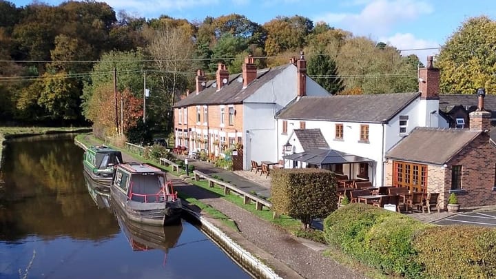 Kingfisher Cottage, Holly Bush Cottages, Denford